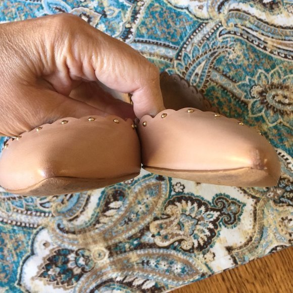 Coach Jill Flats pointed toe scalloped edges stud detailing calf leather 6 - Picture 8 of 8